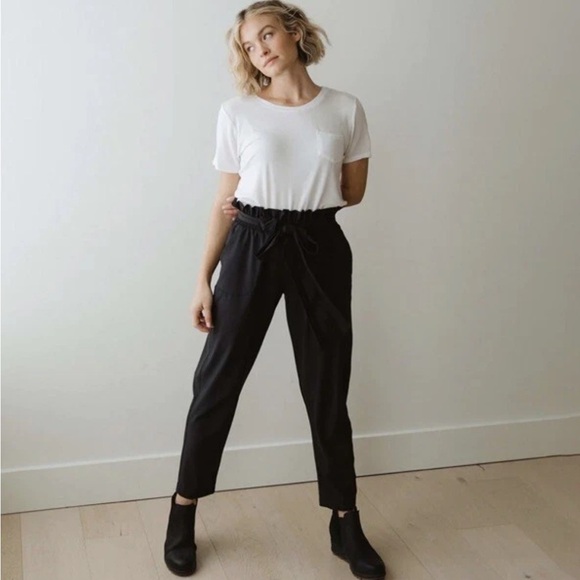 Albion Pants - Albion Bow Belt Paperbag Cropped Pants Small Black Athletic Athleisure Travel